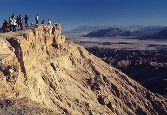 サンディエゴ郡２公園　州ベスト候補に　アンザボレゴ砂漠とカールズバッド海岸