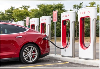 ガソリン車禁止方針に反対65％　ニューサム知事の看板政策に逆風